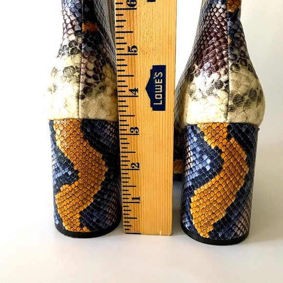 Multi Faux Snake Print Ankle Boot -Sz 6M - Picture 6 of 10